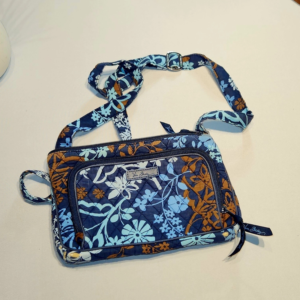 ⭐️Vera Bradley Navy & Brown Floral Crossbody Bag Travel Vacation Utility